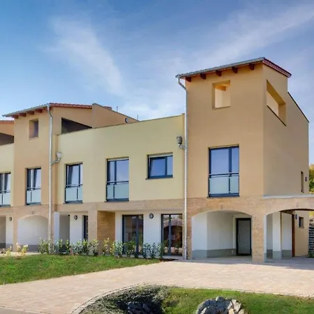 Apartment Luxurioese Am Stoermthaler Grosspoesna